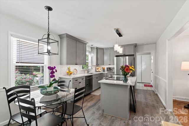 3741 Riverbend Road, Charlotte, NC 28210