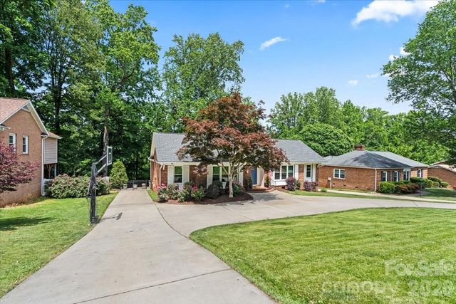 3741 Riverbend Road, Charlotte, NC 28210