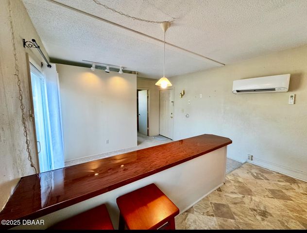 1104 Jacaranda Avenue Apt 1, Daytona Beach, FL 32118