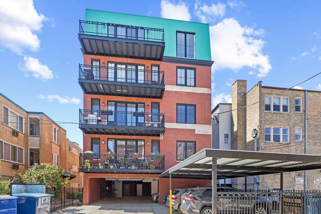 1024 Washington Boulevard 301, Oak Park, IL 60302