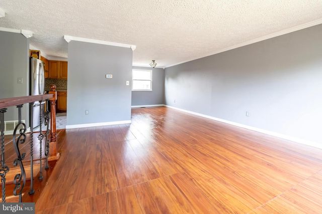 550 LOGAN ST, Frederick, MD 21701