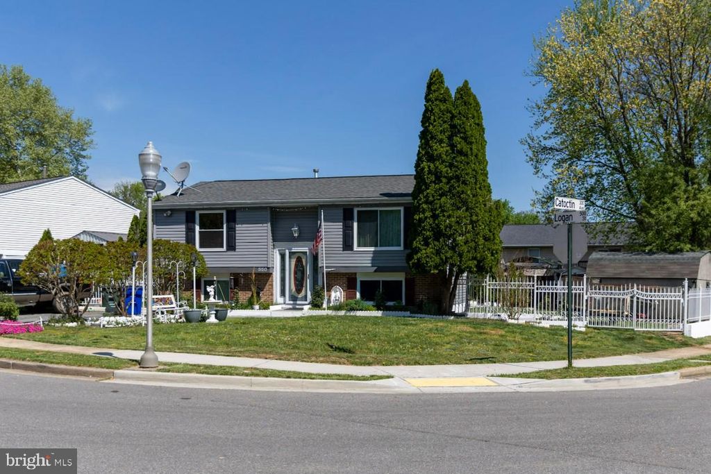 550 LOGAN ST, Frederick, MD 21701