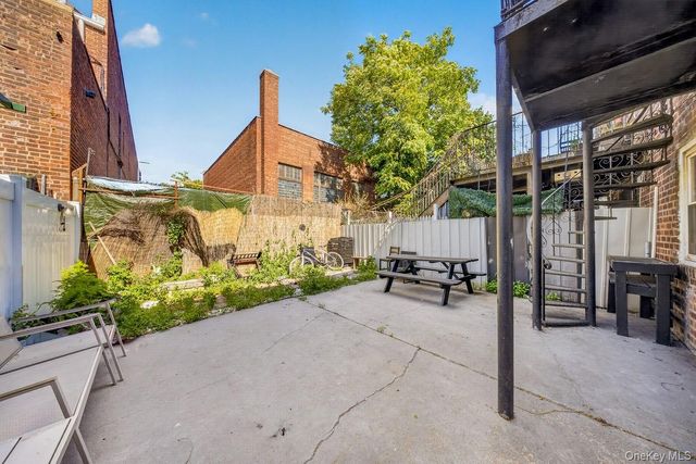 10345 118th Street, Richmond Hill S., NY 11419