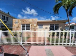 7710 Carlyle Ave, Miami Beach, FL 33141