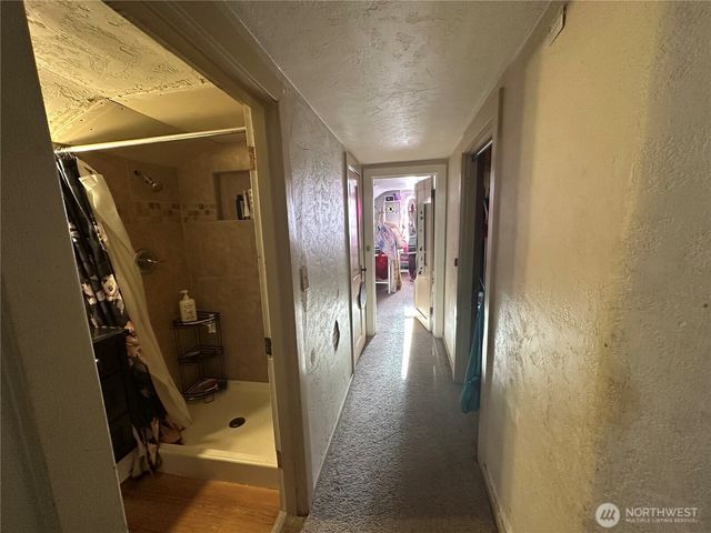 216 127th Street E, Tacoma, WA 98445