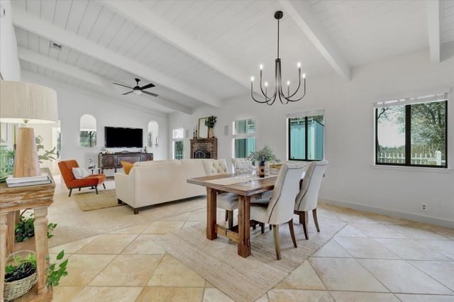 12025 Wanderer Rd, Auburn, CA 95602