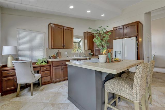 12025 Wanderer Rd, Auburn, CA 95602