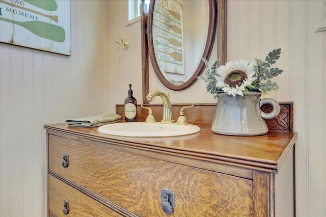 12025 Wanderer Rd, Auburn, CA 95602