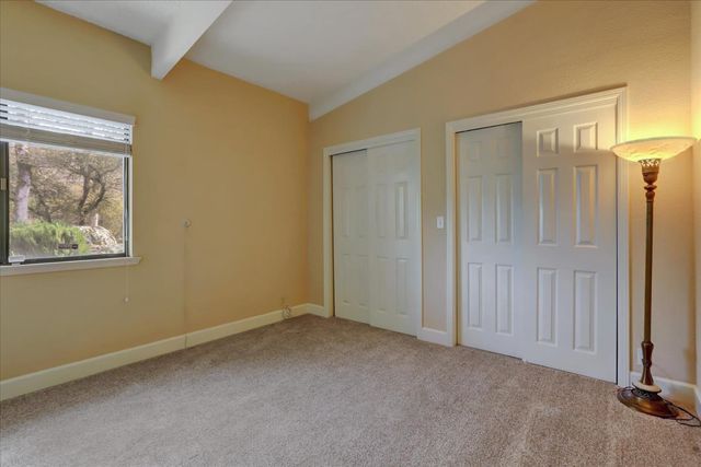 12025 Wanderer Rd, Auburn, CA 95602