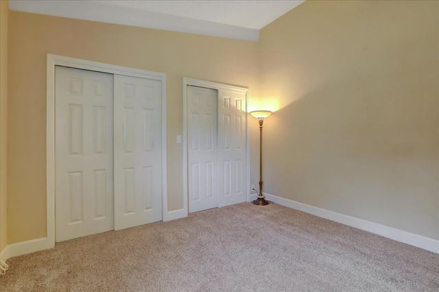 12025 Wanderer Rd, Auburn, CA 95602