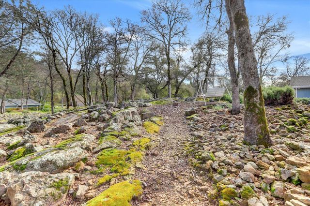 12025 Wanderer Rd, Auburn, CA 95602