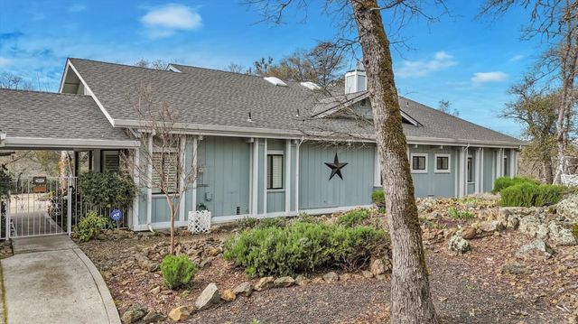 12025 Wanderer Rd, Auburn, CA 95602