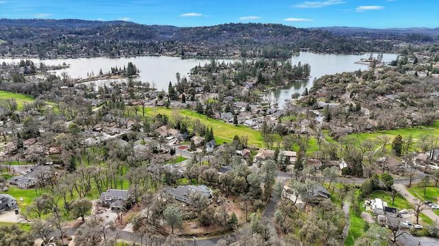 12025 Wanderer Rd, Auburn, CA 95602