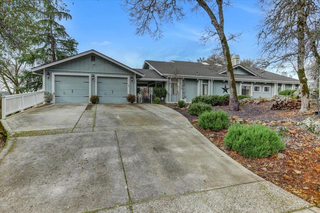 12025 Wanderer Rd, Auburn, CA 95602