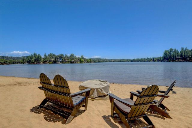 12025 Wanderer Rd, Auburn, CA 95602