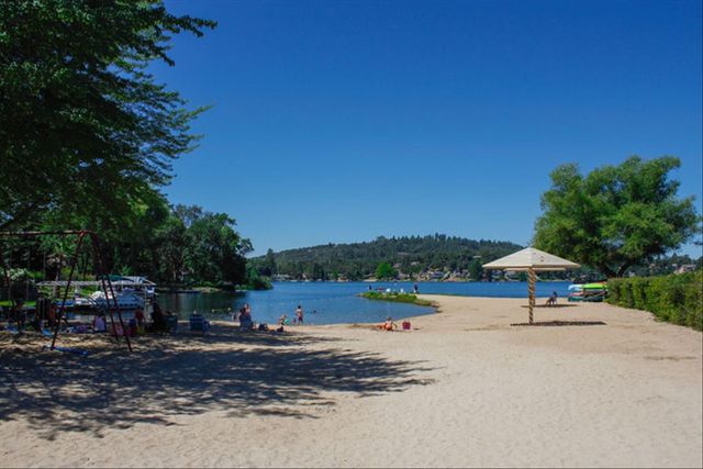 12025 Wanderer Rd, Auburn, CA 95602