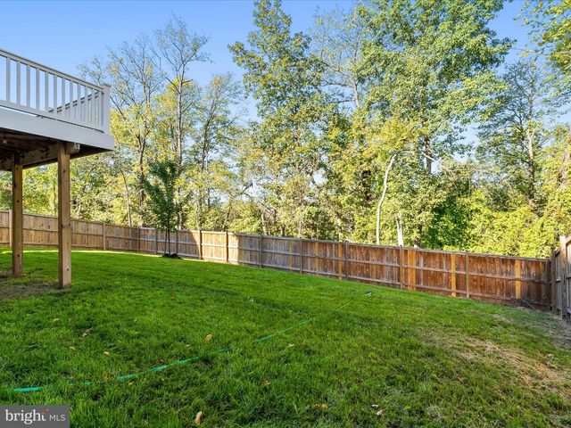 2072 POMONA WAY, Frederick, MD 21702