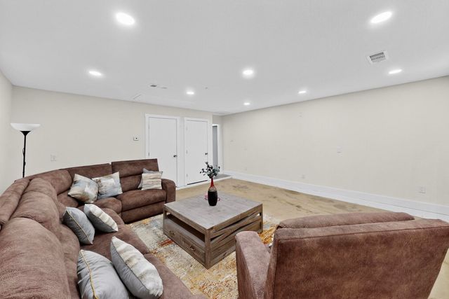1708 Wheatfield Drive, Mesquite, TX 75149
