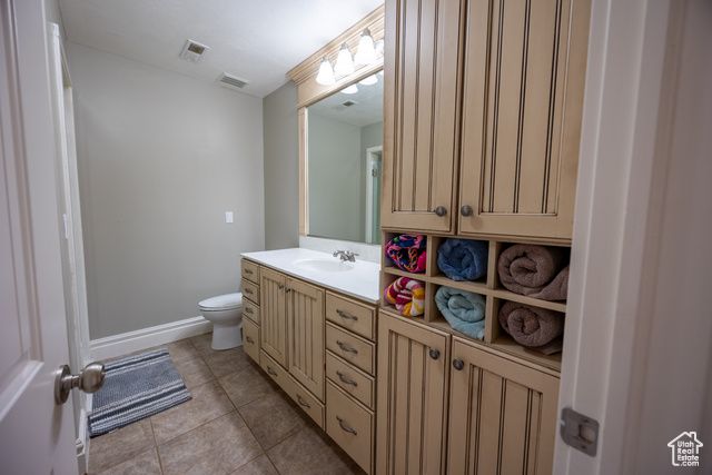 8797 S BRIDGER BLVD, Paradise, UT 84328