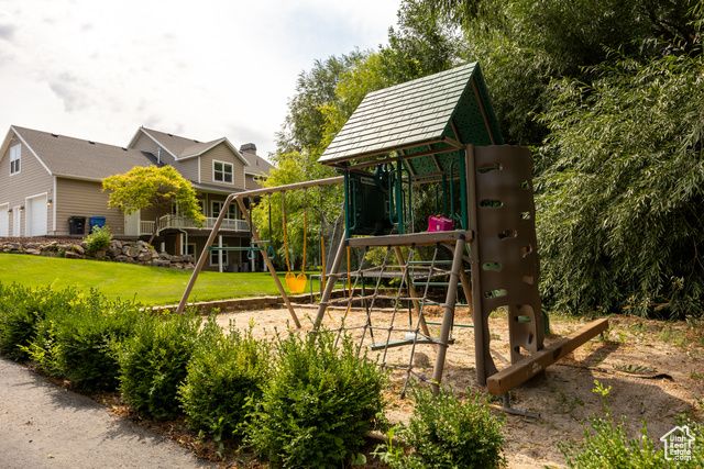 8797 S BRIDGER BLVD, Paradise, UT 84328