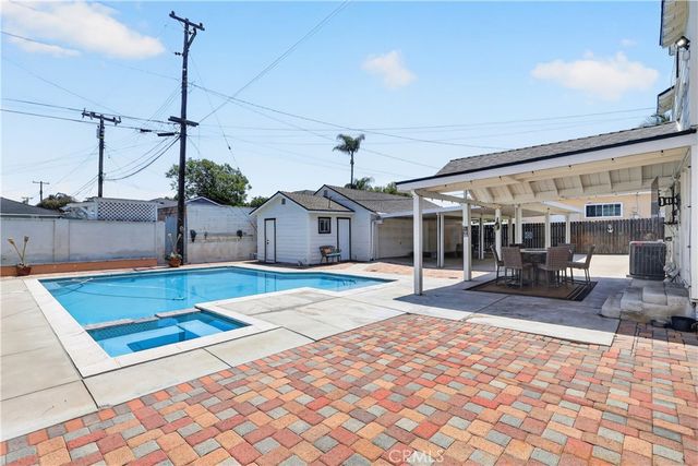 10912 La Mirada Blvd, Whittier, CA 90604