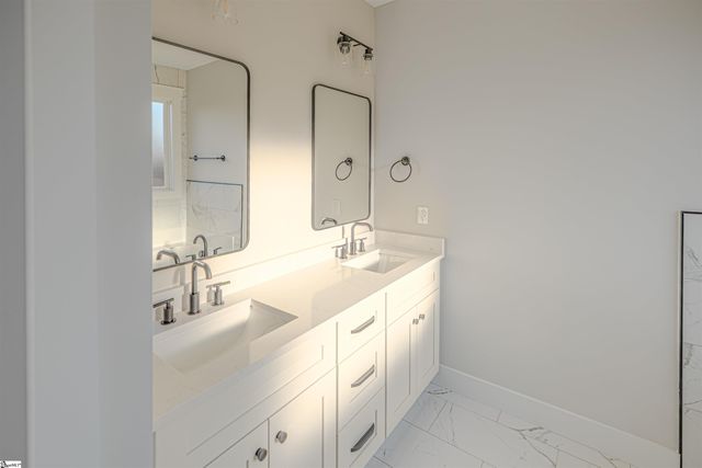 174 Turtle Dove Lane, Seneca, SC 29678