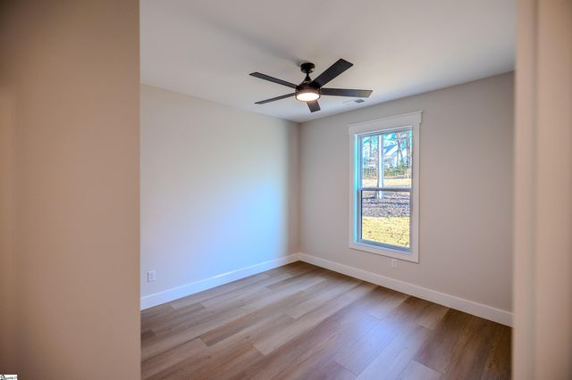 174 Turtle Dove Lane, Seneca, SC 29678