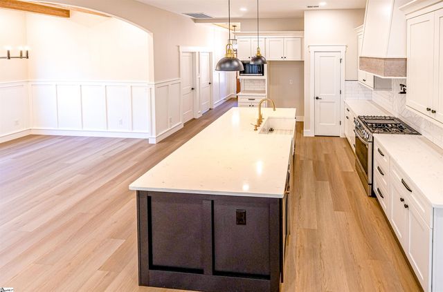 174 Turtle Dove Lane, Seneca, SC 29678