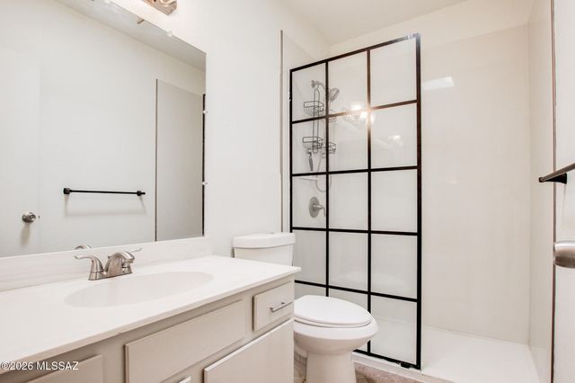 7581 E Desert Anchor Boulevard, Tucson, AZ 85715