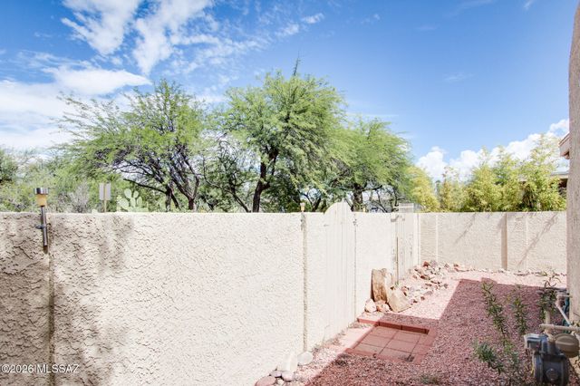 7581 E Desert Anchor Boulevard, Tucson, AZ 85715