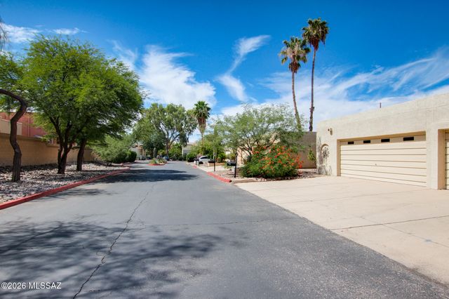 7581 E Desert Anchor Boulevard, Tucson, AZ 85715