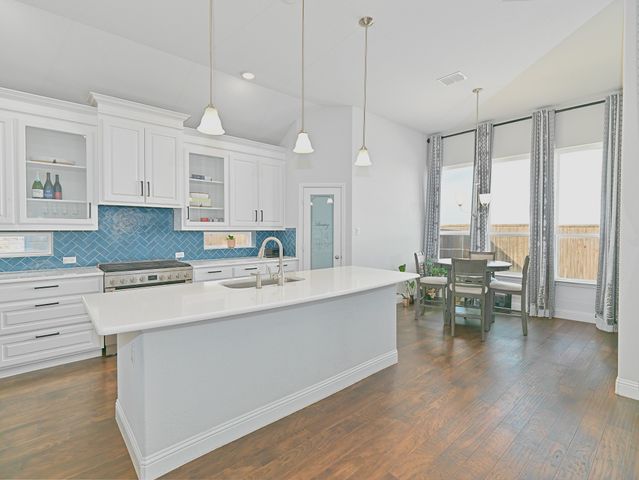 7021 Broomsedge Drive, Argyle, TX 76226