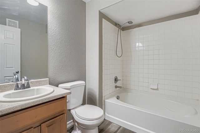 5722 S Addison Way C, Aurora, CO 80016