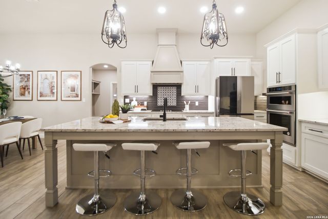 104 Hondo, La Vernia, TX 78121