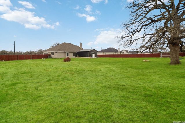 104 Hondo, La Vernia, TX 78121