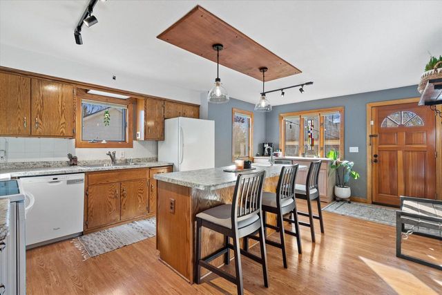 12545 W Cleveland AVENUE, New Berlin, WI 53151