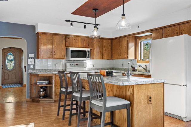 12545 W Cleveland AVENUE, New Berlin, WI 53151