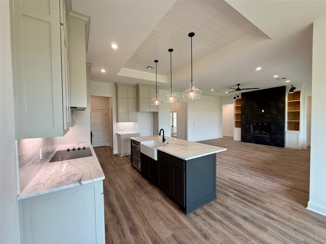 10400 T Bury Lane, Waco, TX 76708