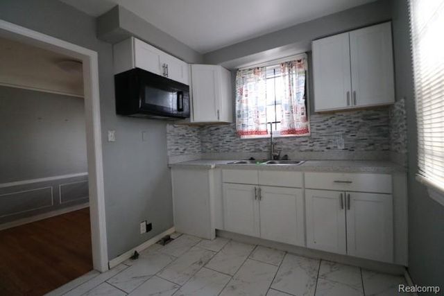 11360 Burt Road, Detroit, MI 48228