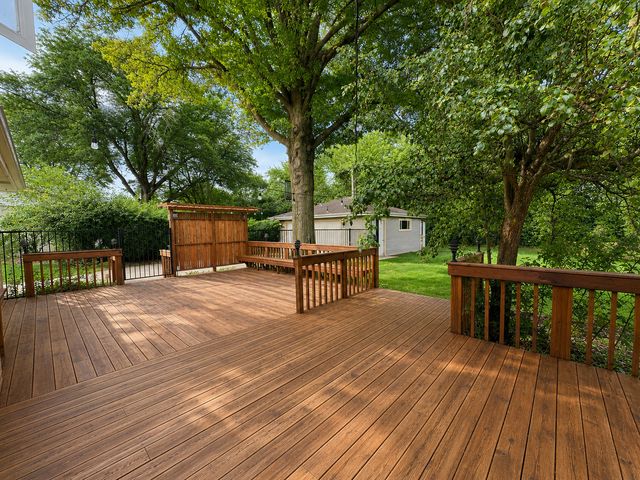 602 S Carol Lane, Mount Prospect, IL 60056
