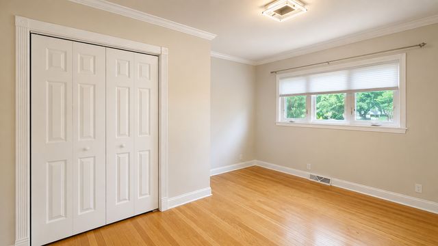 602 S Carol Lane, Mount Prospect, IL 60056