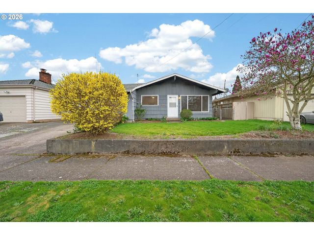 2304 Se 101ST Ave, Portland, OR 97216