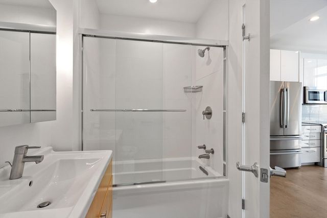 88 Wareham St 602, Boston, MA 02118