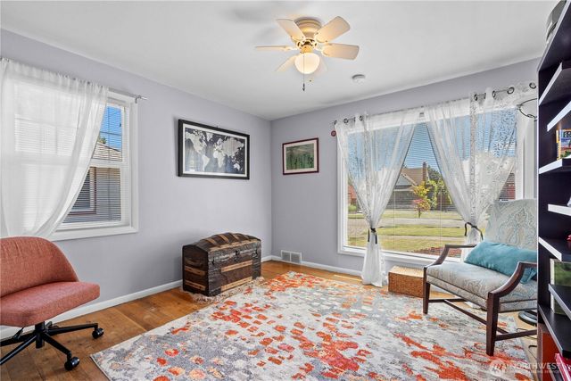 4813 N 24th Street, Tacoma, WA 98406