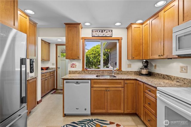 4813 N 24th Street, Tacoma, WA 98406