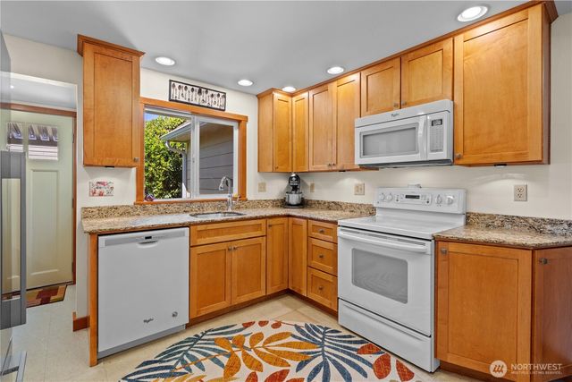 4813 N 24th Street, Tacoma, WA 98406