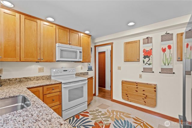 4813 N 24th Street, Tacoma, WA 98406