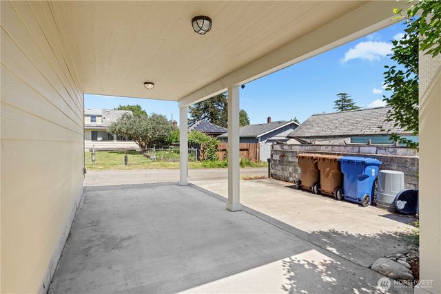 4813 N 24th Street, Tacoma, WA 98406