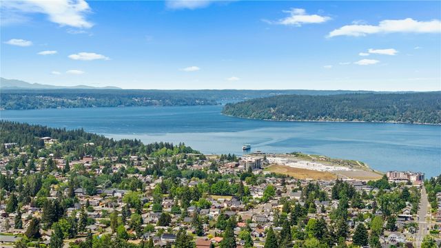4813 N 24th Street, Tacoma, WA 98406