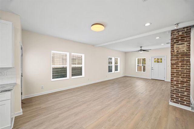 310 Hunt Street, Houston, TX 77003